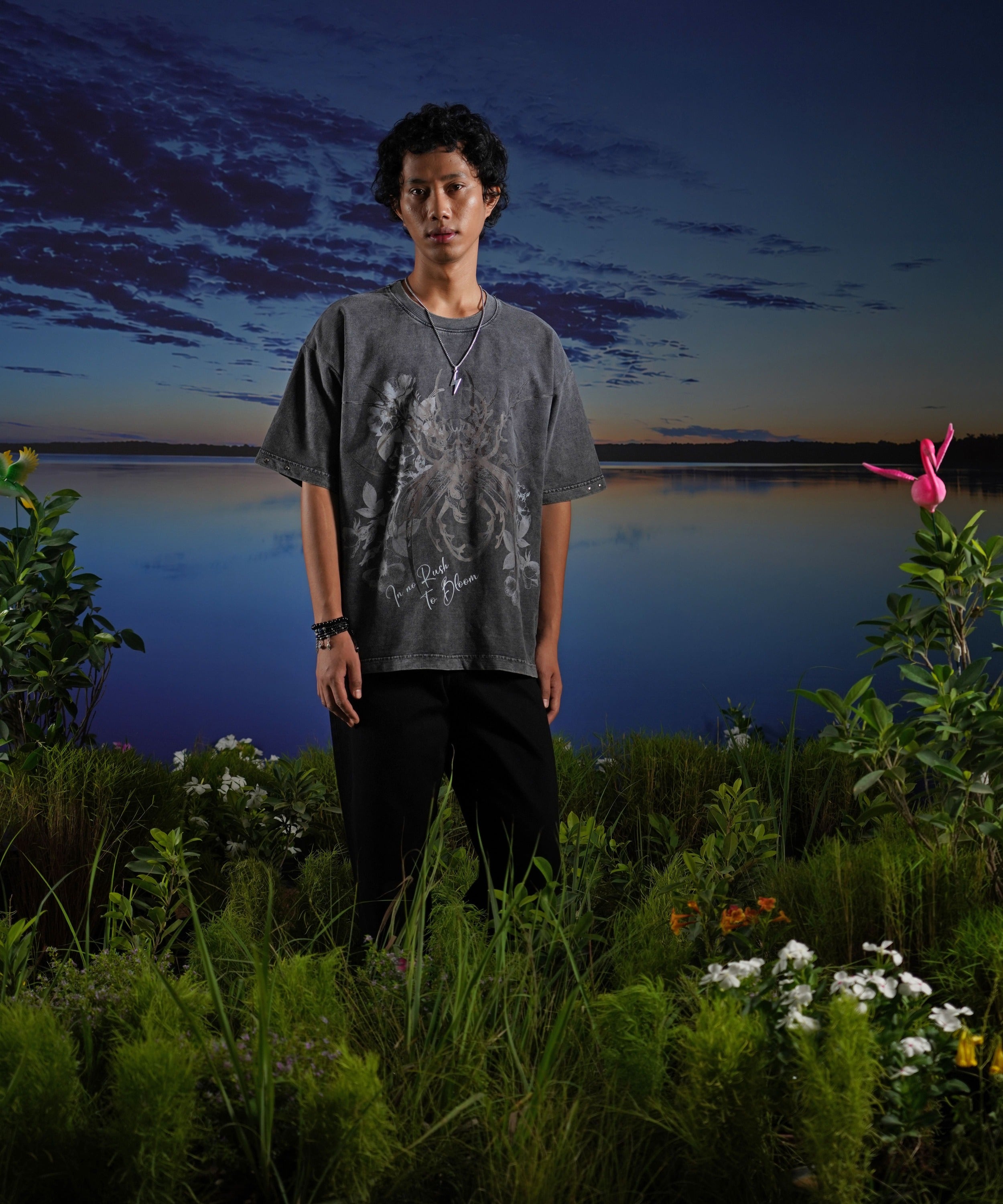 Dead Bloom Mineral Wash T shirt