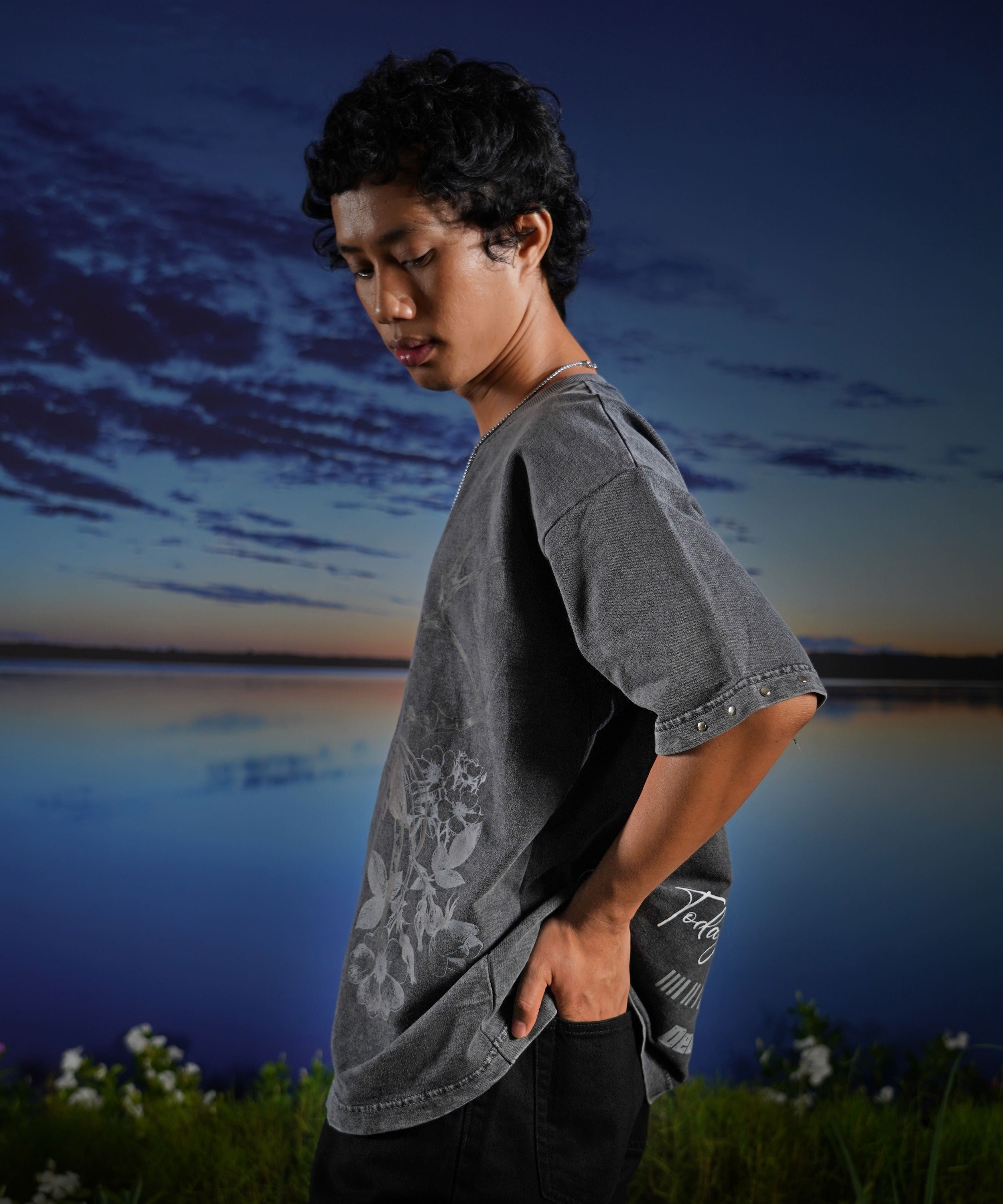 Dead Bloom Mineral Wash T shirt